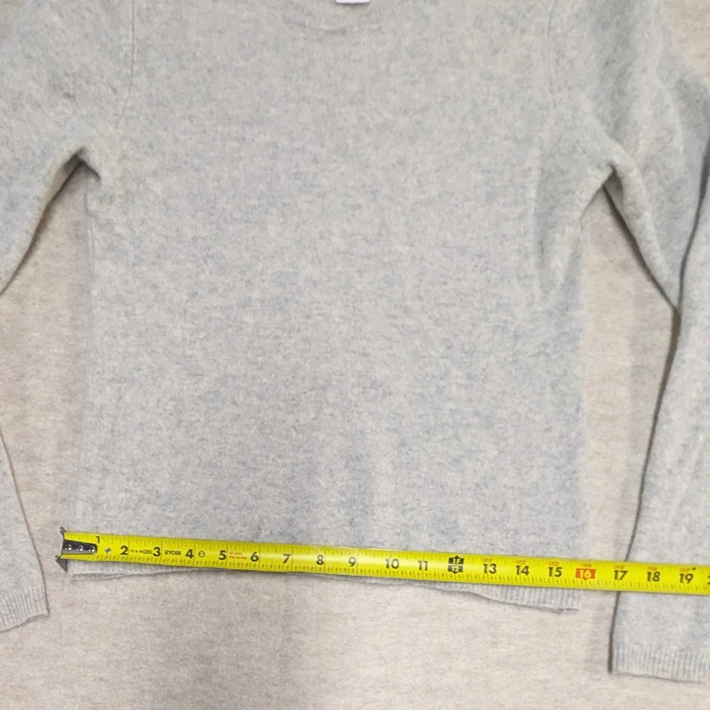 Ellen Tracy Cashmere Heather Oatmeal Cream Cropped Long Sleeve Sweater Med